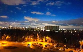 Шикарная VIP квартира 8 мин пешком от м Дарница